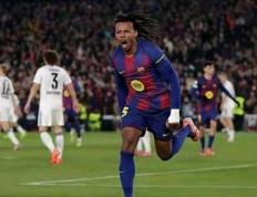 王(wáng)朝序章：亚马爾(ěr)超越姆巴佩，书写欧冠新(xīn)传奇