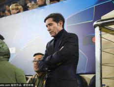 比利亚雷(léi)亚尔，雙(shuāng)面球队：西甲辉煌与欧冠困境