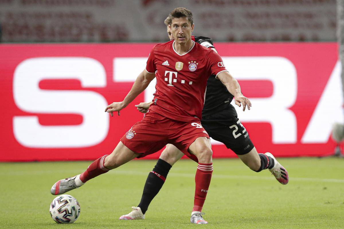 王子公园球场的歐(ōu)冠巅峰對(duì)决：巴黎圣日耳曼迎(yíng)战拜仁慕尼(ní)黑