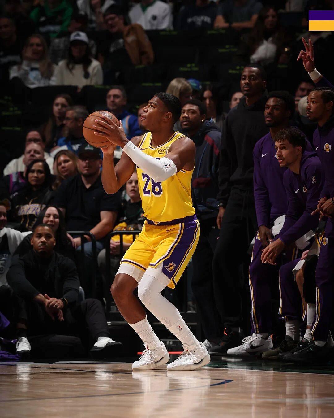 湖(hú)人絕(jué)殺(shā)!裡(lǐ)夫斯压哨絕(jué)殺(shā)!排队给拉拉维亚道歉...