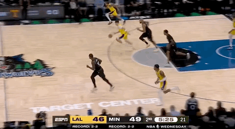 湖(hú)人絕(jué)殺(shā)!裡(lǐ)夫斯压哨絕(jué)殺(shā)!排队给拉拉维亚道歉...