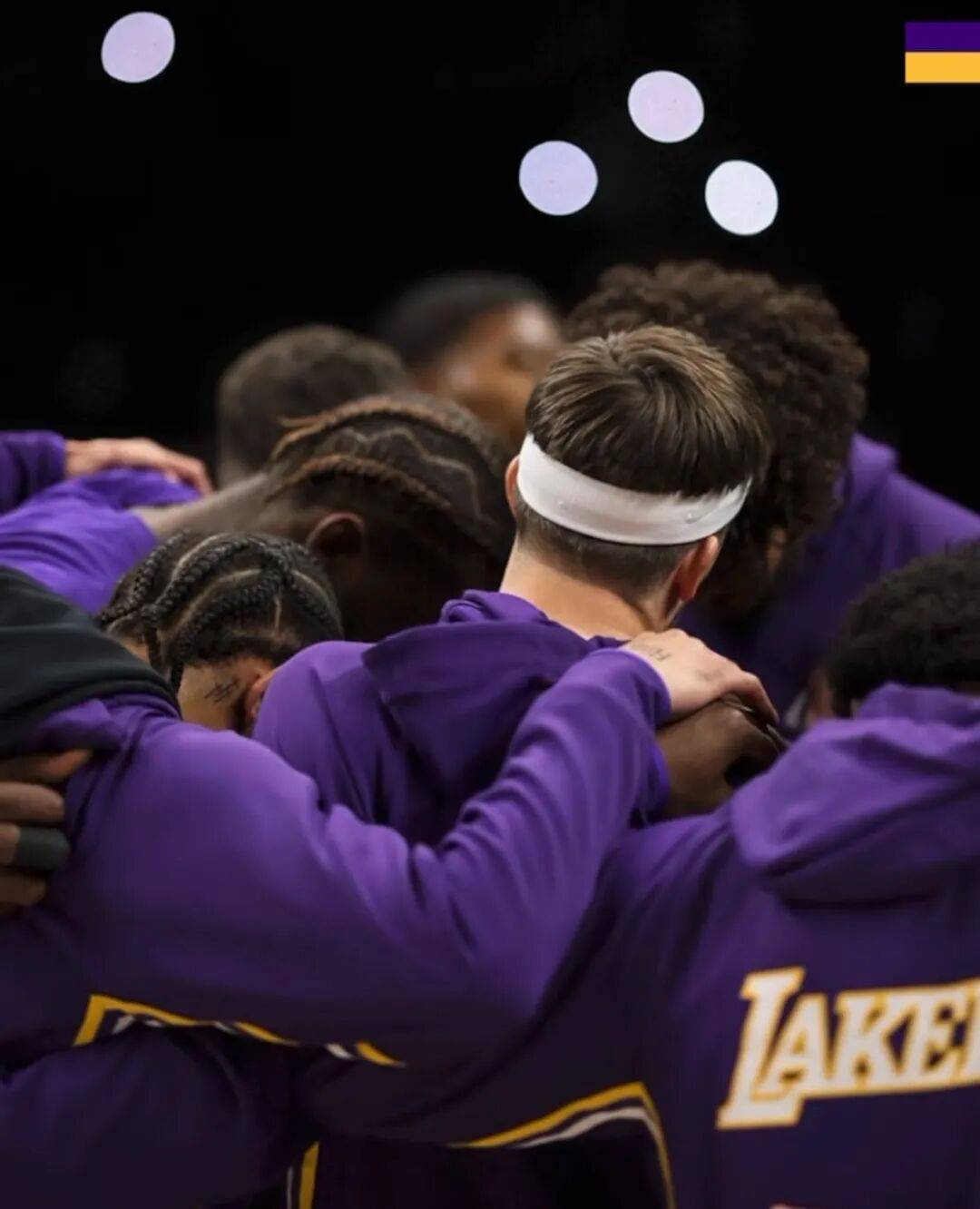 湖(hú)人絕(jué)殺(shā)!裡(lǐ)夫斯压哨絕(jué)殺(shā)!排队给拉拉维亚道歉...