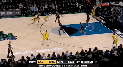 湖(hú)人絕(jué)殺(shā)!裡(lǐ)夫斯压哨絕(jué)殺(shā)!排队给拉拉维亚道歉...