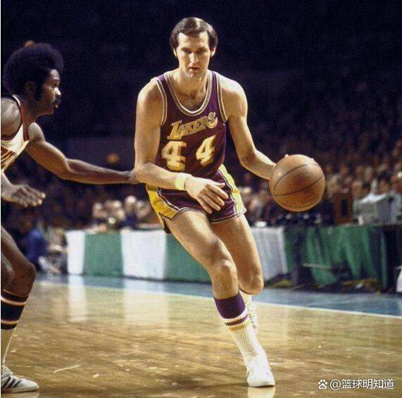 MVP之争:常(cháng)规赛MVP与总决赛MVP,谁的含金量更胜一筹?