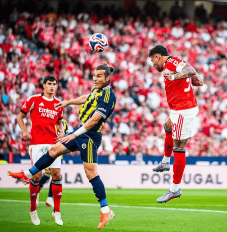 欧冠——本菲(fēi)卡(kǎ) VS 那不勒斯 比分预測(cè)!