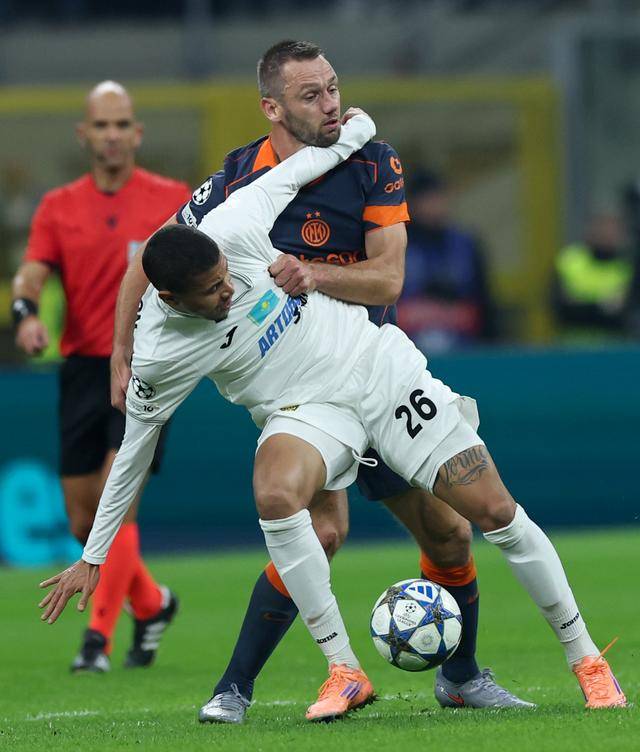 欧冠丨(gǔn)国际米兰胜阿拉木(mù)图凯拉特