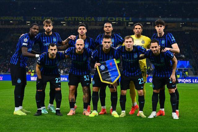 欧冠1-0!利物浦小胜国米(mǐ)!索(suǒ)博点球(qiú)绝杀制胜,没萨拉赫(hè)照样赢球(qiú)