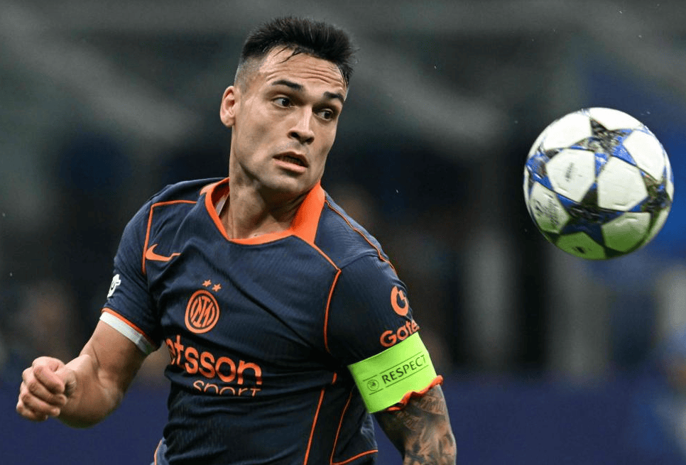 国米欧冠4连胜狂揽840万奖金!赢球却藏2大难题,齐沃遭质疑(yí),3500万中场恐离队